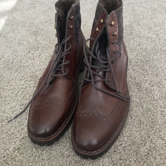 Johnston and Murphy leather boots with sheepskin. Size 9 main image 8